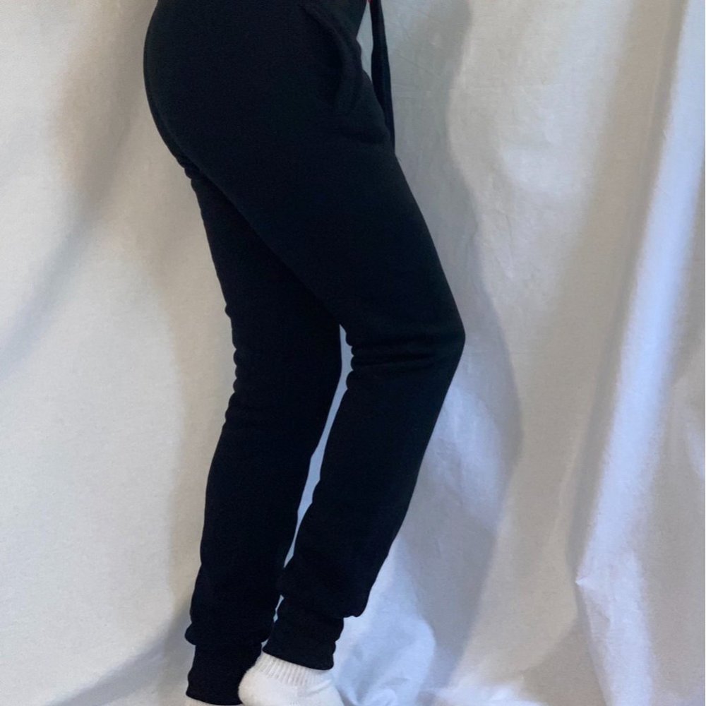 Basic Black Joggers With Pockets - Picture 2 of 4